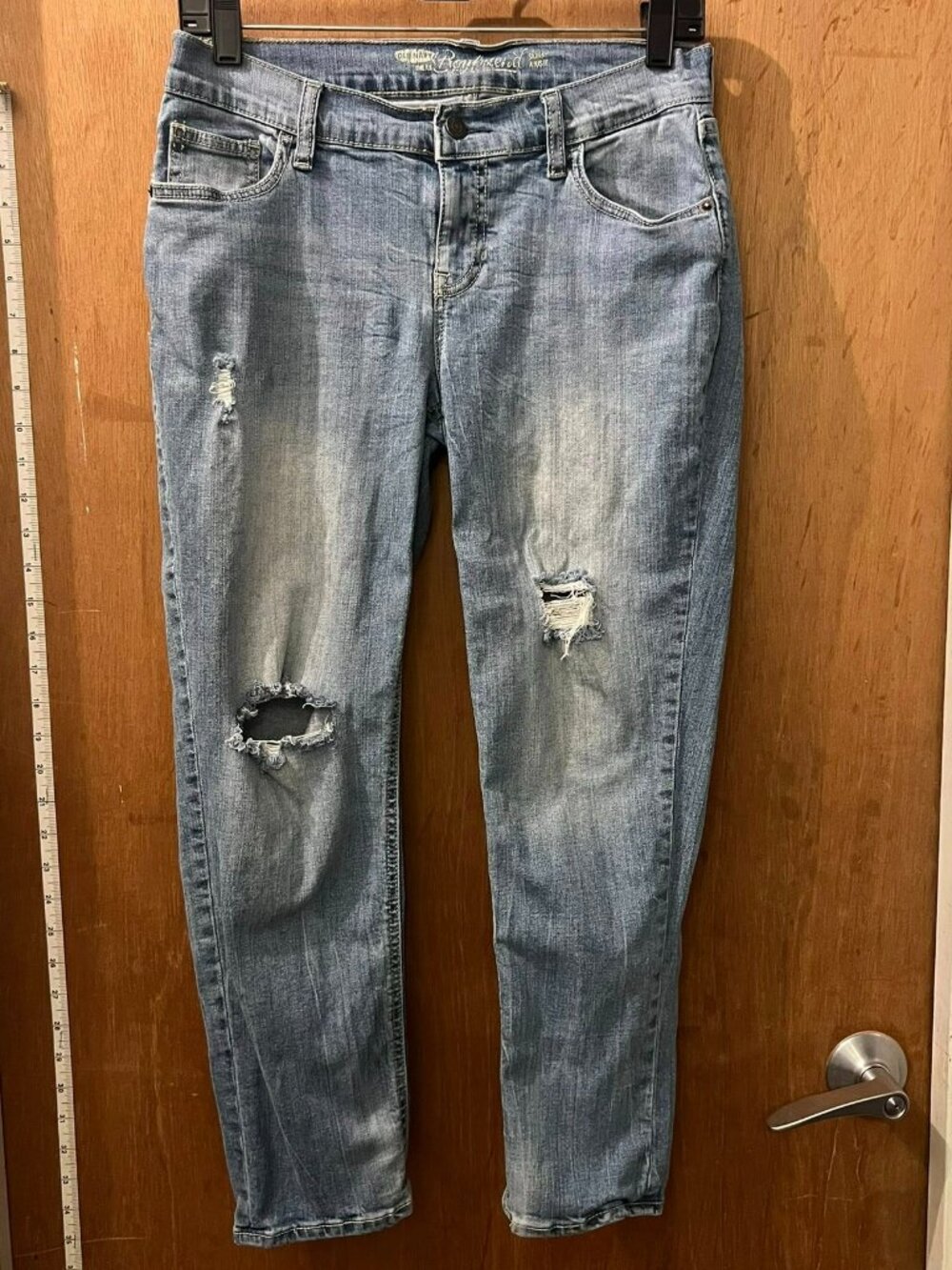 🐻Size 6 - Old Navy - Light Blue Distressed Boyfriend Jeans - W28"xL25"